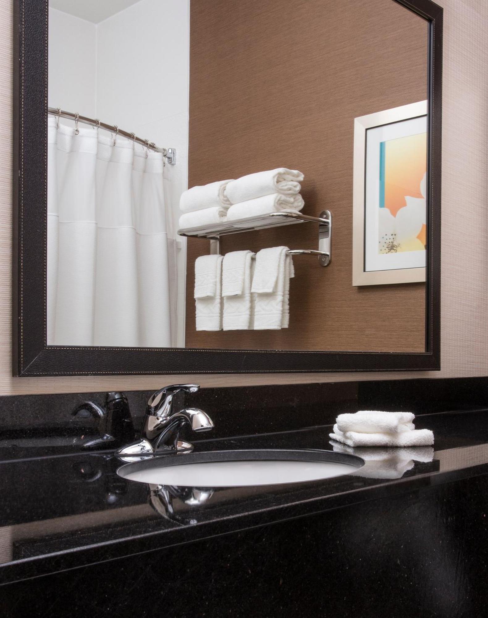 Fairfield Inn & Suites By Marriott Quincy Esterno foto